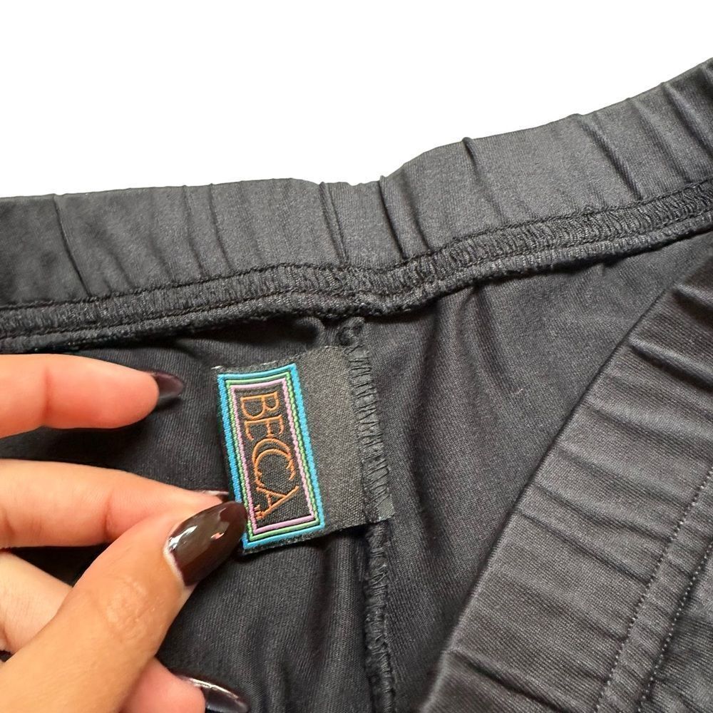 Becca Cropped Flare Leggings - Picture 6 of 11